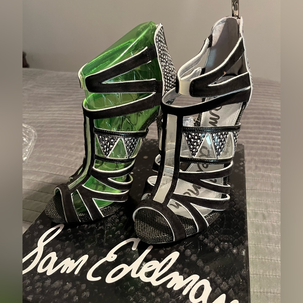 Sam Edelman heels.  Size 7, new, never worn.